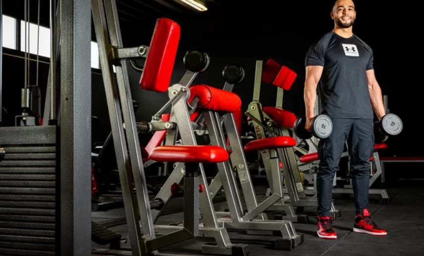 Van lust naar rust: in deze ‘Men Only’ sportschool hoeven mannen eindelijk niet meer te kijken naar 